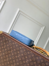 Load image into Gallery viewer, Ivy Chain Bag
