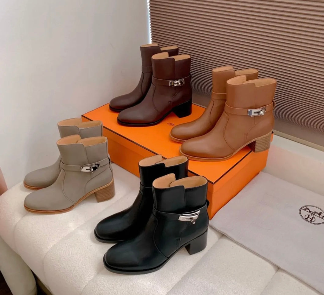 Fenchie Boots