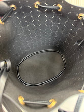 Load image into Gallery viewer, Venice Small Bucket Bag
