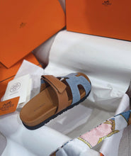 Load image into Gallery viewer, Chypre Sandals
