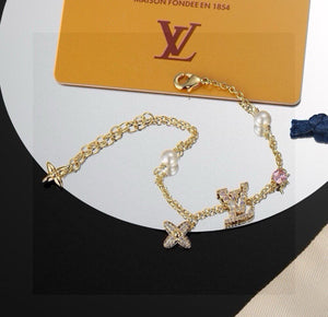 Logo Bracelet