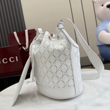 Load image into Gallery viewer, Venice Small Bucket Bag
