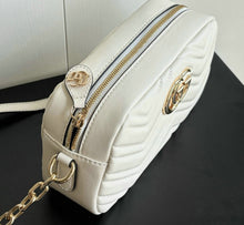 Load image into Gallery viewer, Marmont Small Camera Bag
