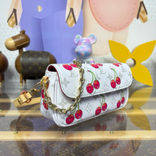 Load image into Gallery viewer, Ivy Chain Bag
