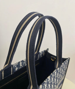 Book Tote