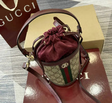 Load image into Gallery viewer, Ophidia Bucket Bag
