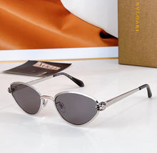Load image into Gallery viewer, Logo Sunglasses
