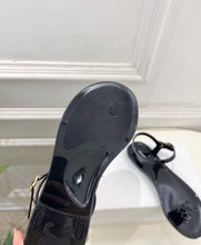 Load image into Gallery viewer, Triomphe Sandals
