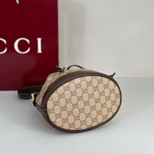 Load image into Gallery viewer, Venice Small Bucket Bag
