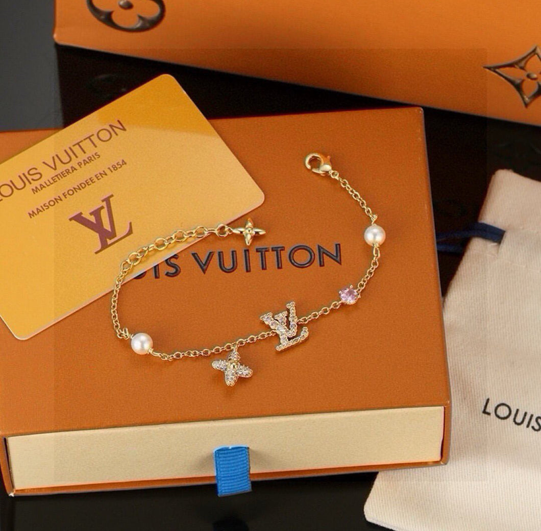 Logo Bracelet
