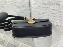 Load image into Gallery viewer, Medilion Flap Bag
