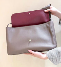 Load image into Gallery viewer, Maxi Flap Bag
