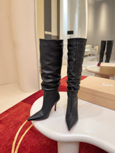 Load image into Gallery viewer, Leather Boots
