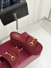 Load image into Gallery viewer, Platform Sandals
