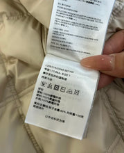 Load image into Gallery viewer, Cygnes Jacket
