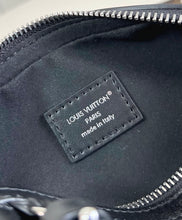 Load image into Gallery viewer, Vibe Pochette
