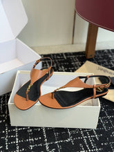 Load image into Gallery viewer, Leather Sandals
