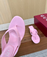 Load image into Gallery viewer, Thong Sandals
