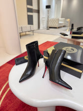 Load image into Gallery viewer, Leather Boots

