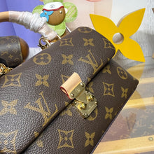 Load image into Gallery viewer, Madeleine Bag
