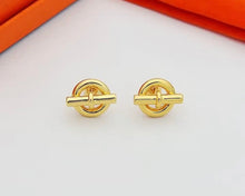 Load image into Gallery viewer, Stud Earrings

