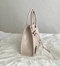 Load image into Gallery viewer, City Tote
