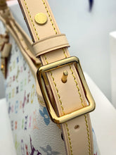 Load image into Gallery viewer, Carryall
