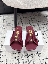 Load image into Gallery viewer, Leather Sandals
