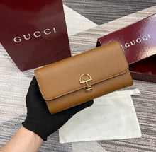 Load image into Gallery viewer, Softbit Continental Wallet
