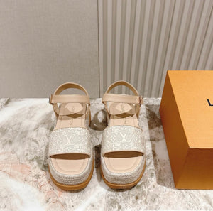 Logo Wedges