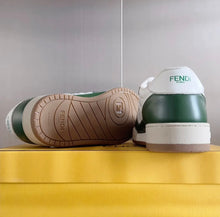 Load image into Gallery viewer, Match Trainers
