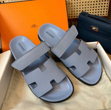 Load image into Gallery viewer, Chypre Sandals
