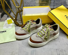 Load image into Gallery viewer, Force Trainers
