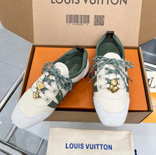 Load image into Gallery viewer, Sneakerina Trainers
