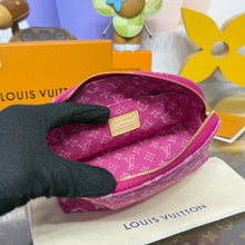 Load image into Gallery viewer, Cosmetic Pouch PM
