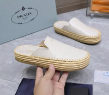 Load image into Gallery viewer, Leather Mules
