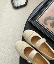 Load image into Gallery viewer, CC Pumps
