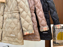 Load image into Gallery viewer, Quilted Jacket
