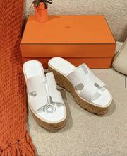 Load image into Gallery viewer, Eze Sandals

