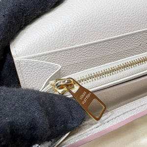 Sarah Wallet