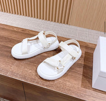 Load image into Gallery viewer, Wave Leather Sandals
