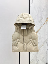 Load image into Gallery viewer, The Cube Gilet
