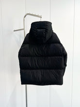 Load image into Gallery viewer, Ettore Jacket
