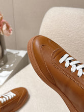 Load image into Gallery viewer, Logo Trainers
