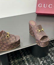 Load image into Gallery viewer, Platform Espadrilles
