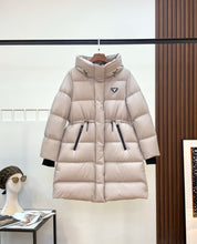 Load image into Gallery viewer, Logo Parka

