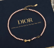 Load image into Gallery viewer, Pearl Necklace
