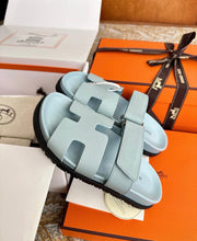 Load image into Gallery viewer, Chypre Sandals
