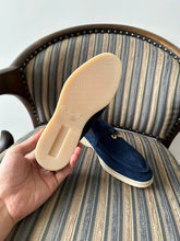 Load image into Gallery viewer, Suede Loafers
