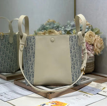 Load image into Gallery viewer, Signature Bucket Bag
